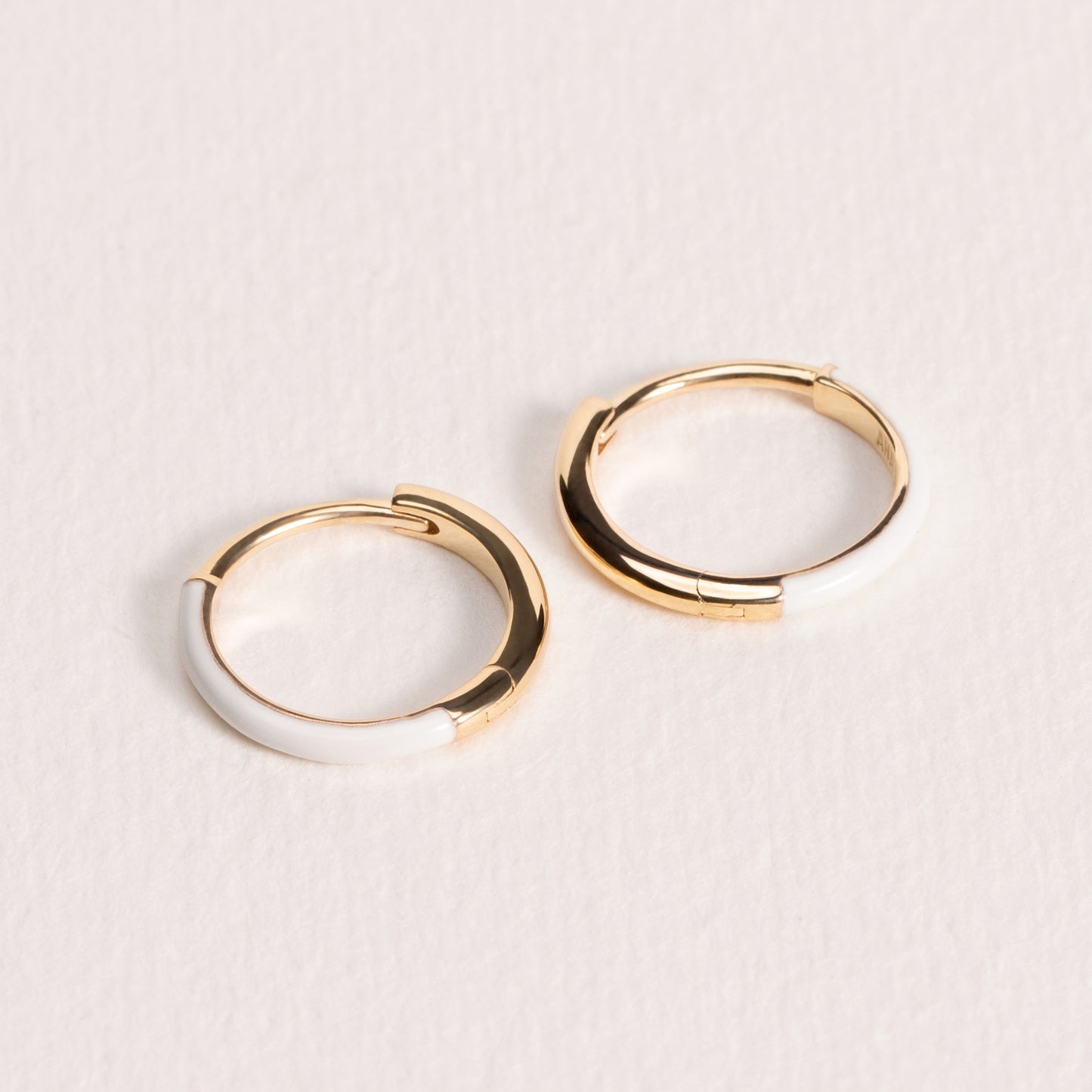 Mini créoles Serena laqué blanche