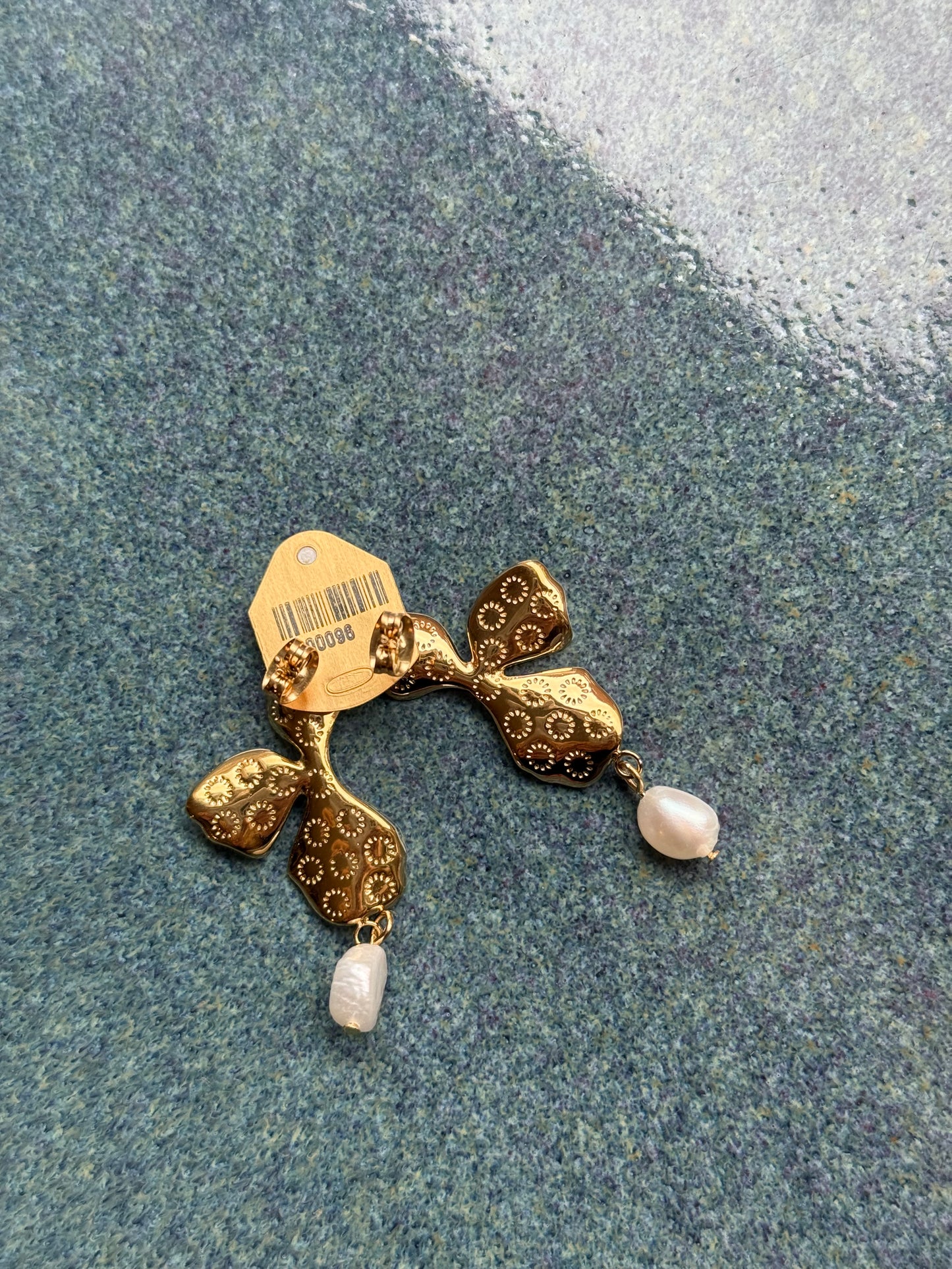 Boucles d’oreilles feuille et perle
