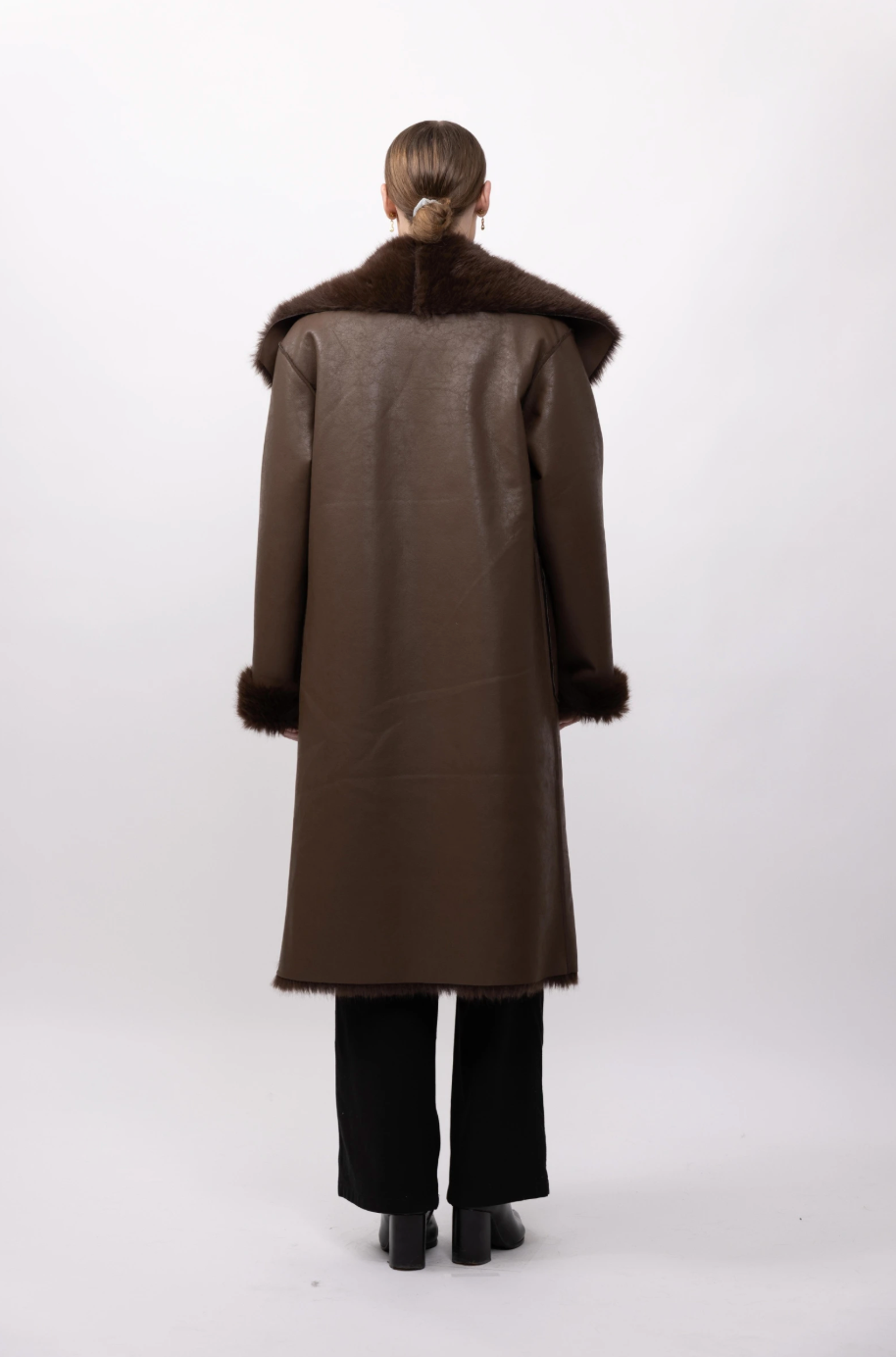 Manteau long réversible en fausse fourrure