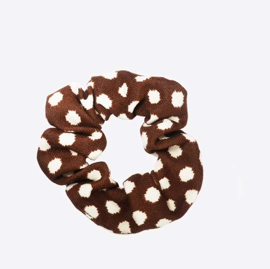 Chouchou marron à pois blancs