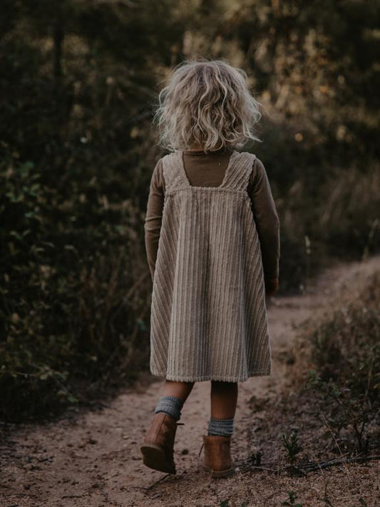 Robe en velours côtelé