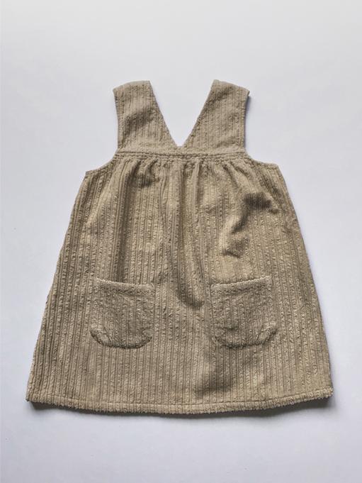 Robe en velours côtelé