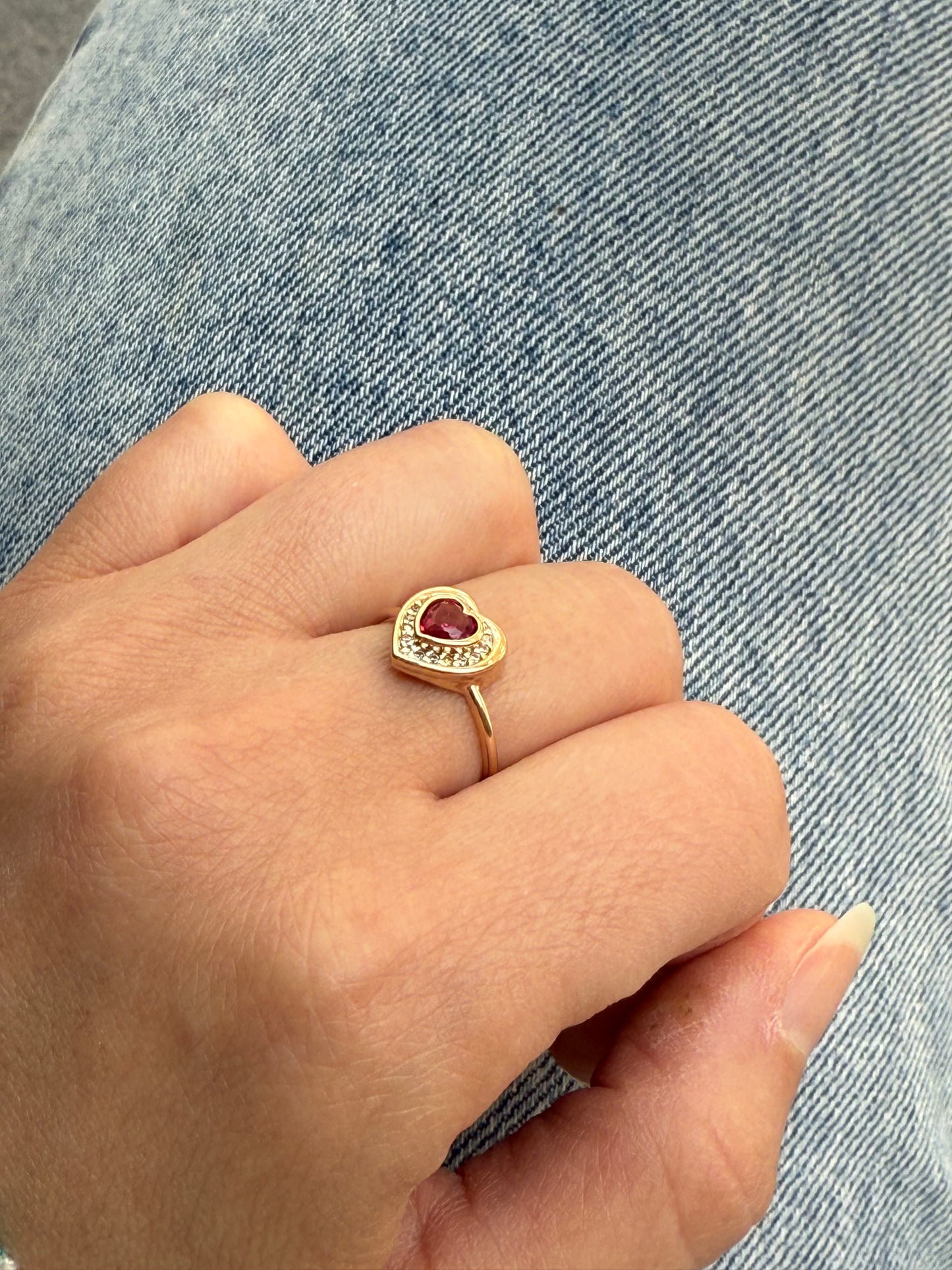 Bague coeur rouge