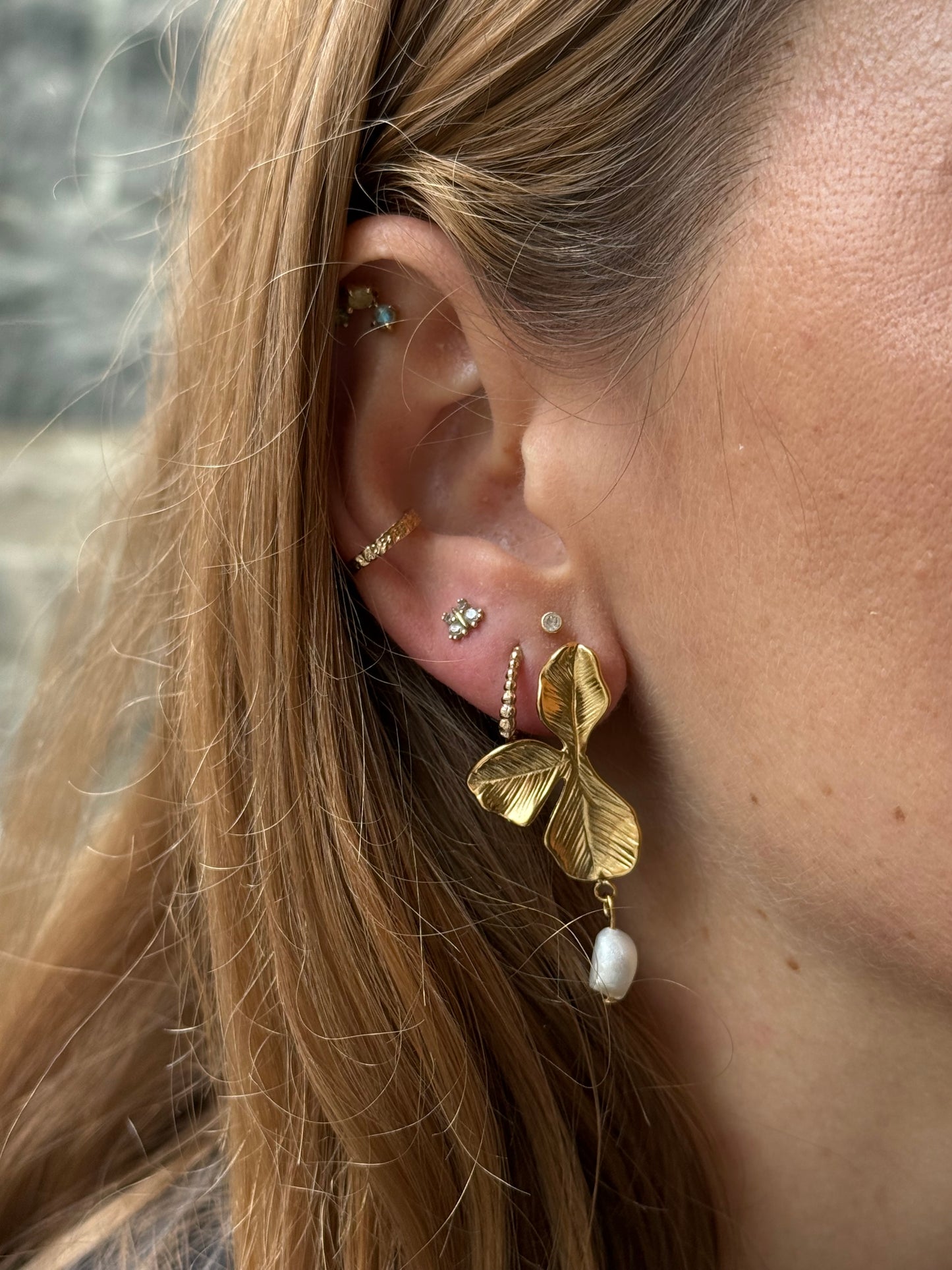 Boucles d’oreilles feuille et perle