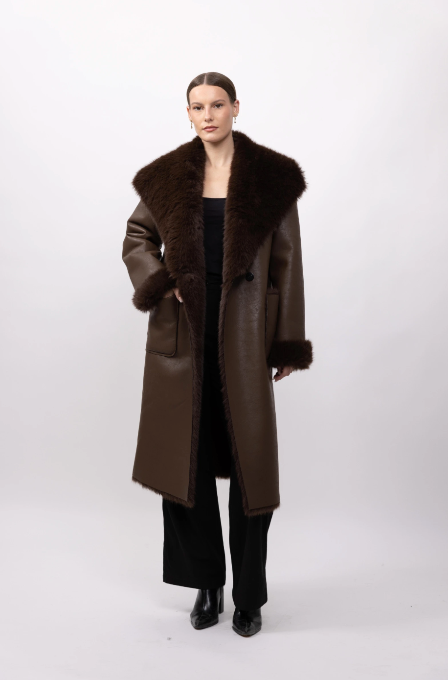 Manteau long réversible en fausse fourrure