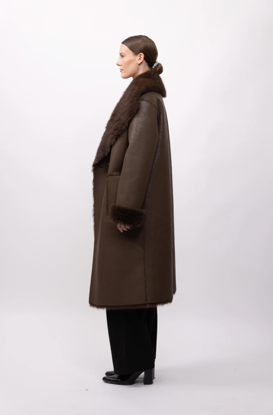 Manteau long réversible en fausse fourrure
