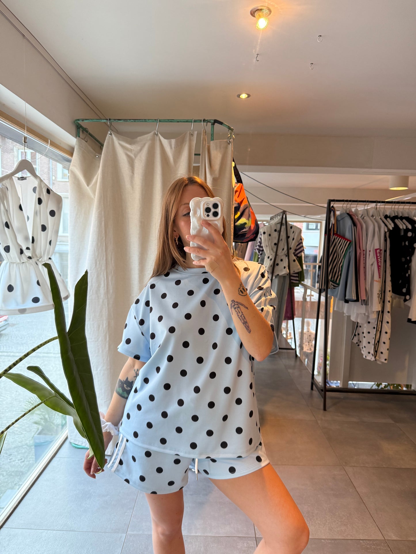 Ensemble bleu à pois