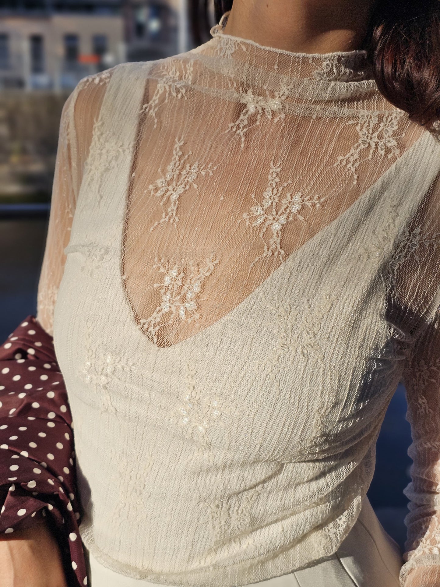 Top en dentelle transparent