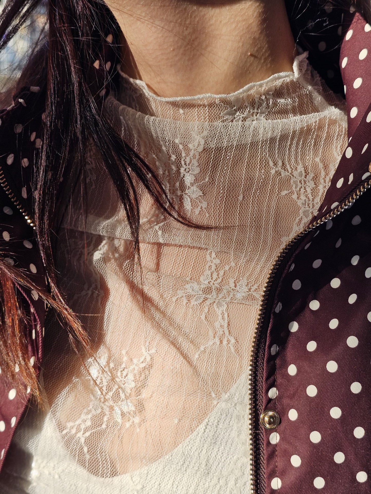 Blouson court à pois