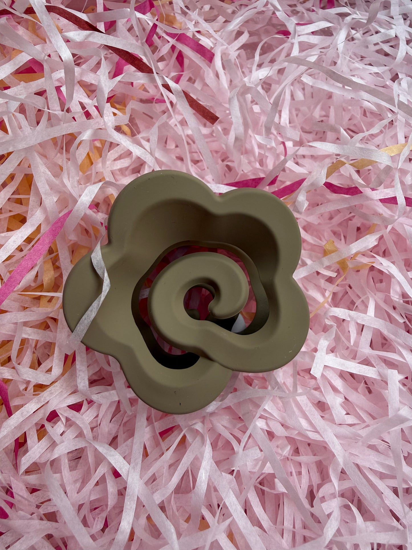 Pince camelia