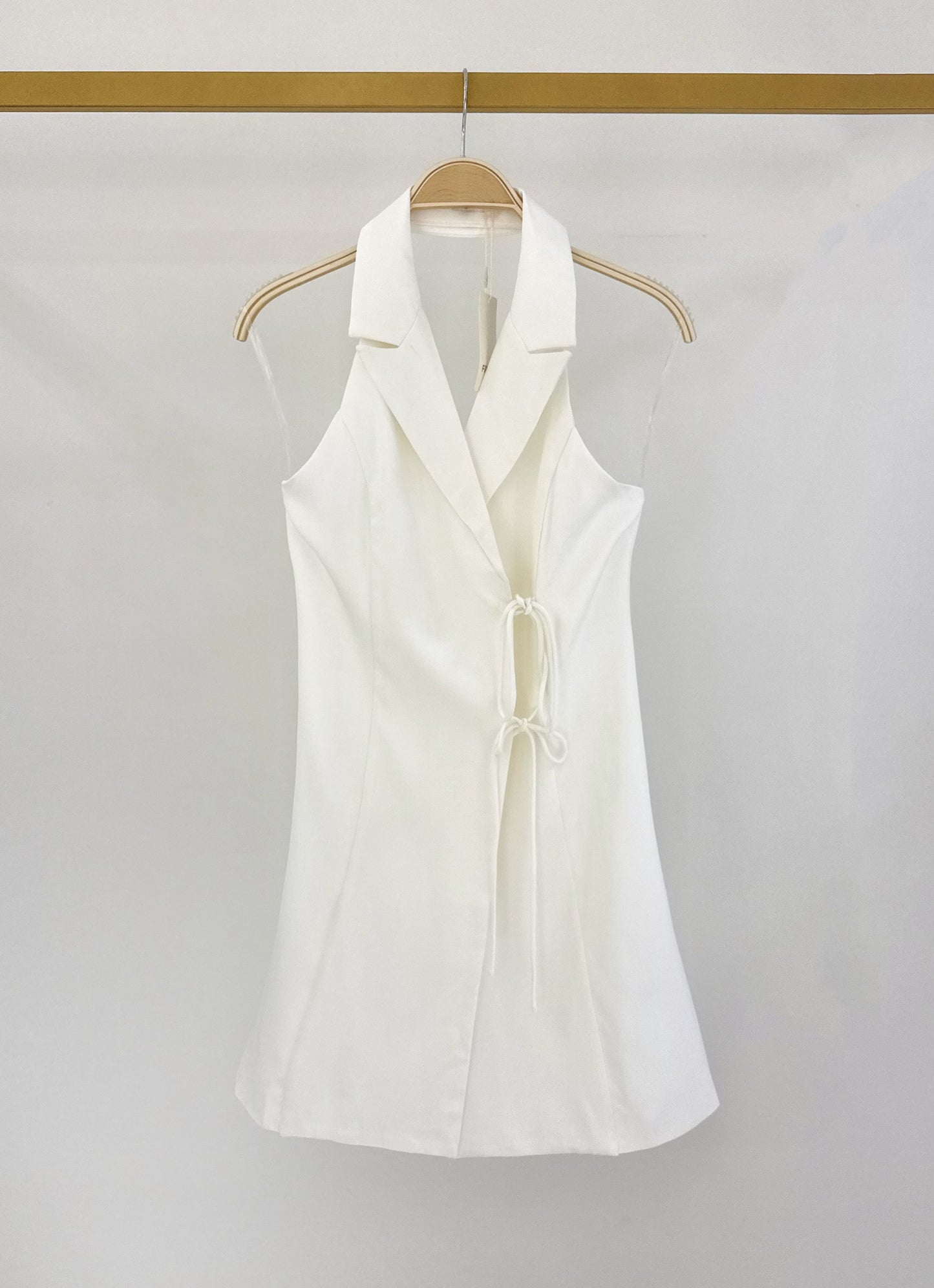 Robe blazer sans manches