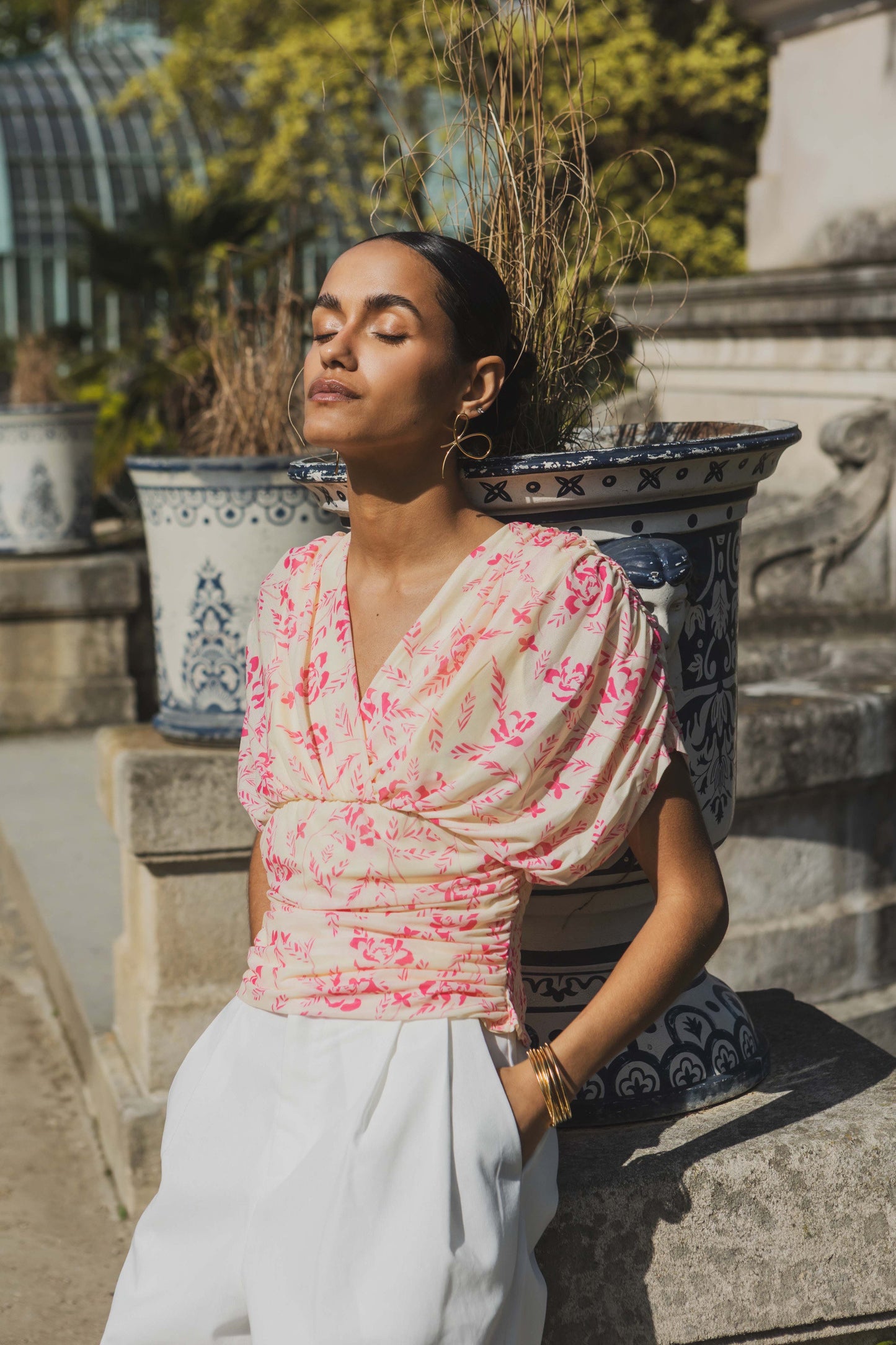 Blouse drapé à motifs floraux